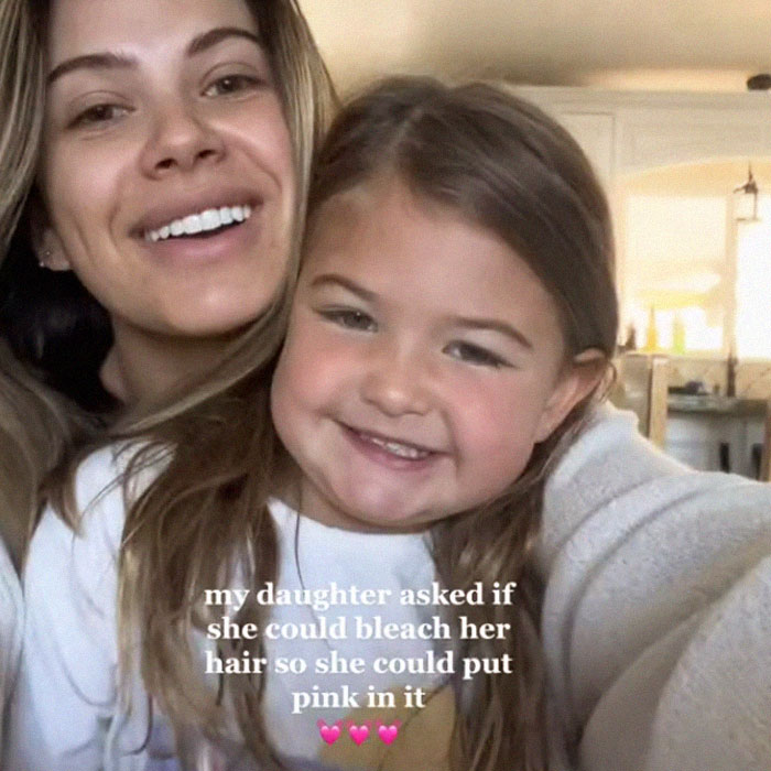 Woman Is Fuming After The Internet Turned A "Special And Fun Bonding Moment With Daughter" Against Her After Bleaching Five-Year-Old's Hair Woman Is Fuming After The Internet Turned A "Special And Fun Bonding Moment With Daughter" Against Her After Bleaching Five-Year-Old's Hair