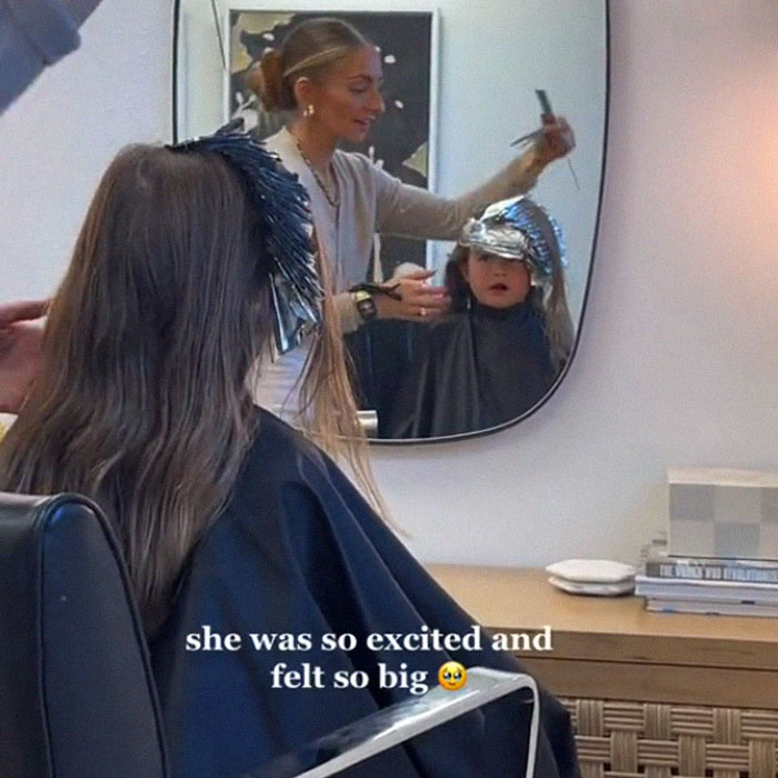 Woman Is Fuming After The Internet Turned A "Special And Fun Bonding Moment With Daughter" Against Her After Bleaching Five-Year-Old's Hair Woman Is Fuming After The Internet Turned A "Special And Fun Bonding Moment With Daughter" Against Her After Bleaching Five-Year-Old's Hair