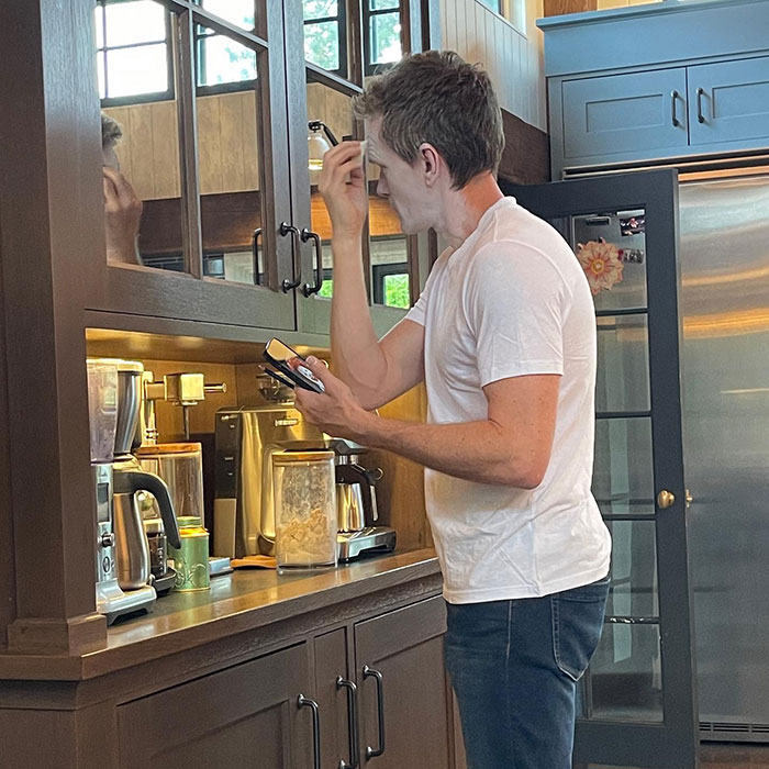 Neil Patrick Harris And His Family Just Won Halloween After Unveiling Their 2022 Costumes Neil Patrick Harris And His Family Just Won Halloween After Unveiling Their 2022 Costumes