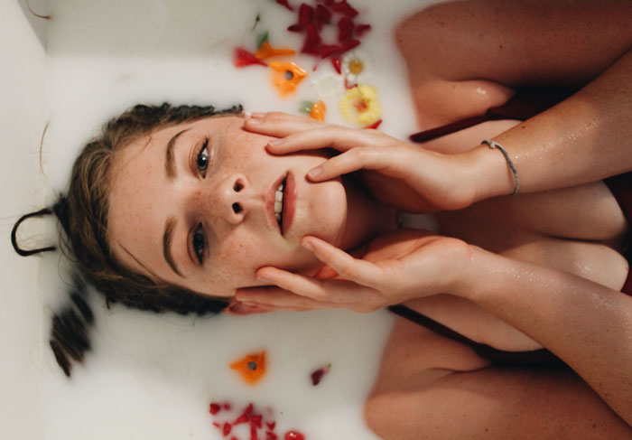 Have A Photoshoot In A Bath