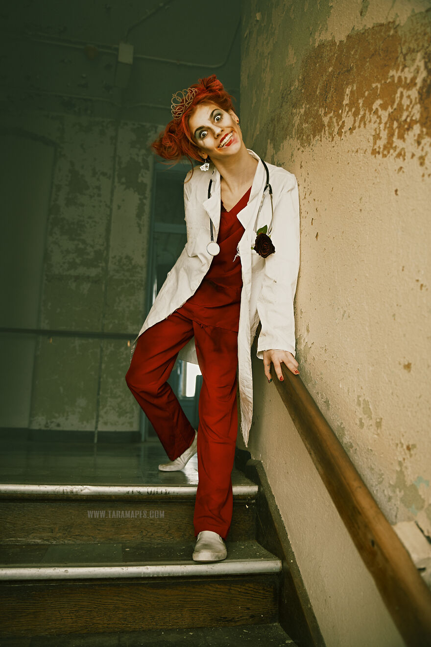 What If Alice Was Really Insane? I Went To An Old Asylum And Created A Photoshoot To Tell A Different Story About Alice And Her "Wonderland" (23 Pics)