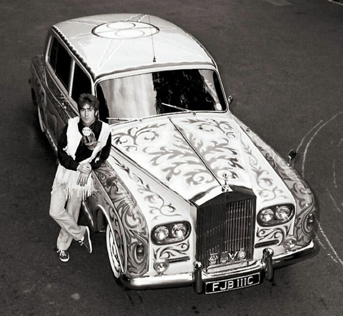 John Lennon And His Psychedelic Rolls Royce