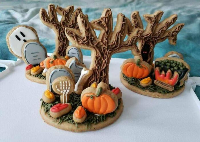Throwback To My Favorite Season With A Spooky Cookie Diorama