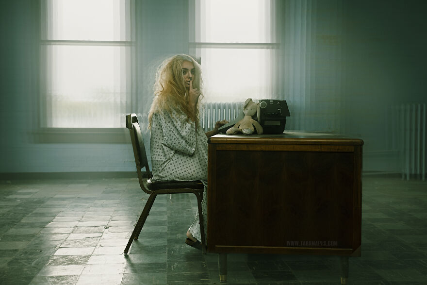 What If Alice Was Really Insane? I Went To An Old Asylum And Created A Photoshoot To Tell A Different Story About Alice And Her "Wonderland" (23 Pics)