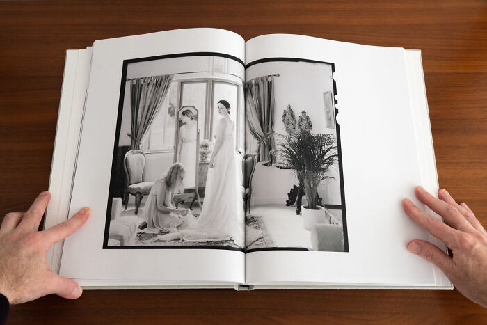 A Photo Book Following The Bride And Her Mother Making A Wedding Dress (33 Pics) A Photo Book Following The Bride And Her Mother Making A Wedding Dress (33 Pics)