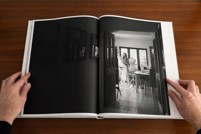 A Photo Book Following The Bride And Her Mother Making A Wedding Dress (33 Pics) A Photo Book Following The Bride And Her Mother Making A Wedding Dress (33 Pics)