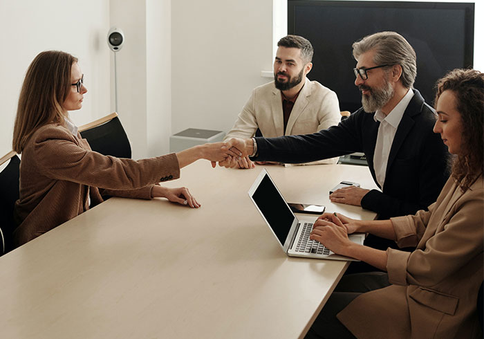 "Don't Ever Be Afraid To Make Them Uncomfortable": Woman Reveals How She Makes Men Take Her Seriously "Don't Ever Be Afraid To Make Them Uncomfortable": Woman Reveals How She Makes Men Take Her Seriously