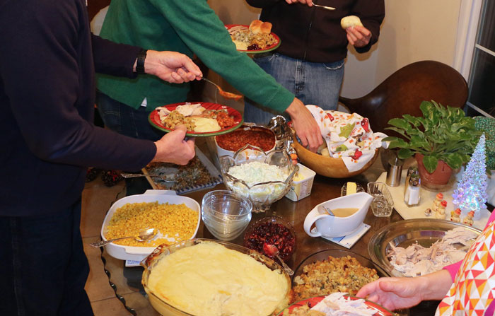 Woman Is Sick Of Having To Watch Her Cousins’ Children At Thanksgiving Gatherings, Decides To Spend It At Her Boyfriend’s Woman Is Sick Of Having To Watch Her Cousins’ Children At Thanksgiving Gatherings, Decides To Spend It At Her Boyfriend’s