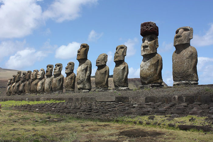 Visit Easter Island Statues
