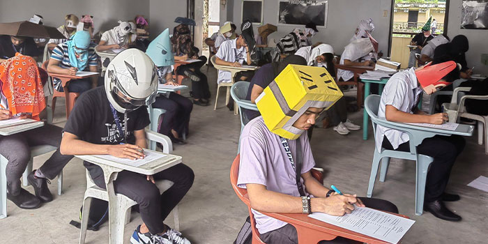 These Students Understood The Assignment When Their Teacher Asked Them To Make Hats To Prevent Them From Cheating During Their Exams These Students Understood The Assignment When Their Teacher Asked Them To Make Hats To Prevent Them From Cheating During Their Exams