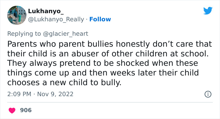 "That Child Was So Scared": Woman Hits Her Daughter’s Bully’s Mom In Front Of Her Child To Make Sure They Don’t Do It Again "That Child Was So Scared": Woman Hits Her Daughter’s Bully’s Mom In Front Of Her Child To Make Sure They Don’t Do It Again