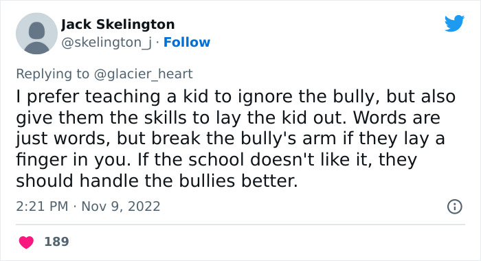 "That Child Was So Scared": Woman Hits Her Daughter’s Bully’s Mom In Front Of Her Child To Make Sure They Don’t Do It Again "That Child Was So Scared": Woman Hits Her Daughter’s Bully’s Mom In Front Of Her Child To Make Sure They Don’t Do It Again