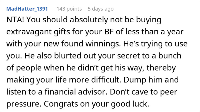 Boyfriend Loses It When Girlfriend Decides To Keep Her Lottery Winnings 'Under A Lock' Until She Gets Professional Financial Advice Boyfriend Loses It When Girlfriend Decides To Keep Her Lottery Winnings 'Under A Lock' Until She Gets Professional Financial Advice