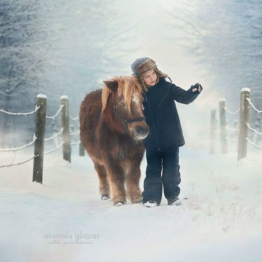 Photographer Creates Images To Highlight The Strong Bond Between Humans And Animals (44 Pics)