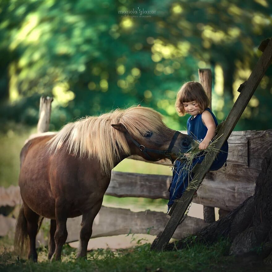 Photographer Creates Images To Highlight The Strong Bond Between Humans And Animals (44 Pics)