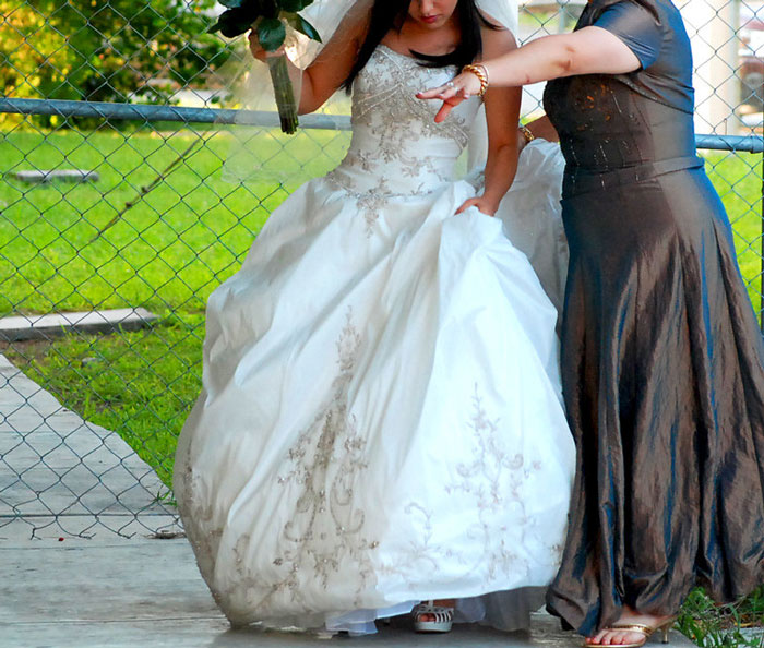 Bride Gets Perfect Revenge On MIL And SILs After Discovering They Purchased The Same Dress With Plans To Wear It At Her Wedding Bride Gets Perfect Revenge On MIL And SILs After Discovering They Purchased The Same Dress With Plans To Wear It At Her Wedding