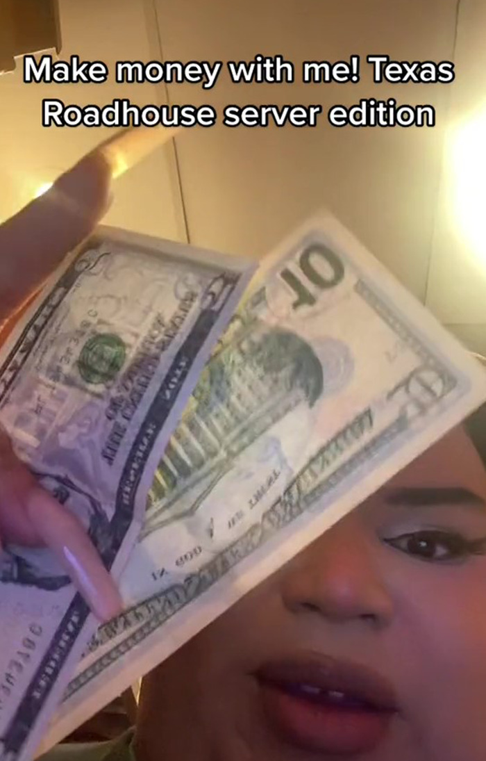 Texas Roadhouse Servers On TikTok Show How Much They Earn, 60 OFF