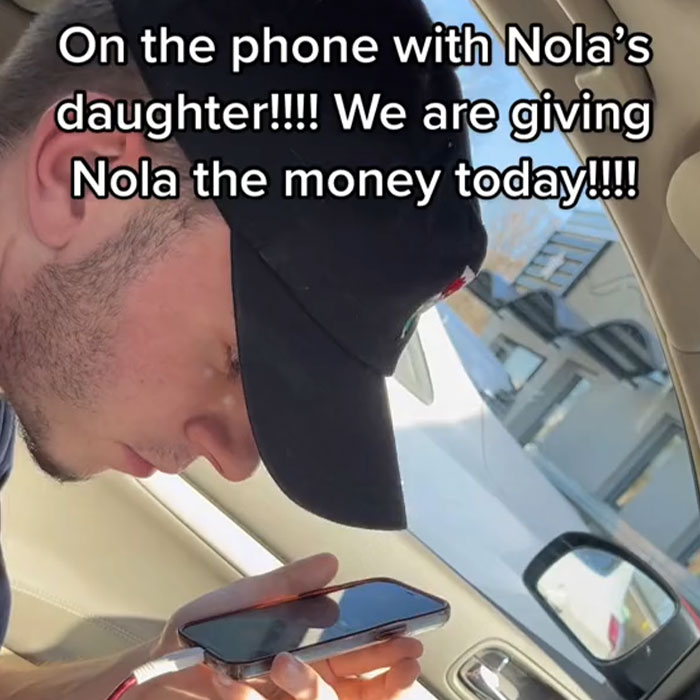 15-Second Clip Of Elderly Walmart Worker Goes Viral With 29.1M Views, Results In $186K Being Raised For Her Retirement 15-Second Clip Of Elderly Walmart Worker Goes Viral With 29.1M Views, Results In $186K Being Raised For Her Retirement