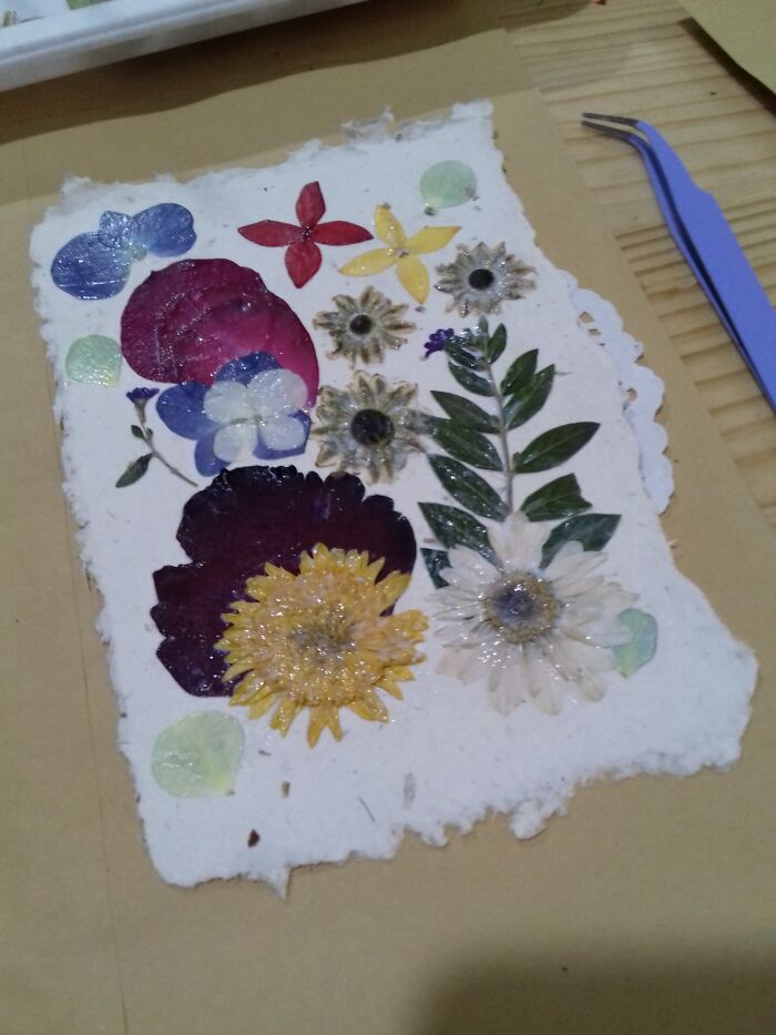 Make Crafts From Dried Flowers
