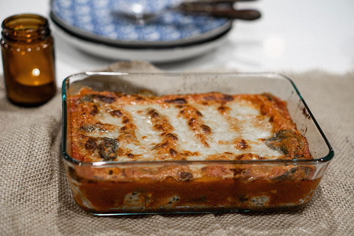 Cook Lasagnas For Families In Need