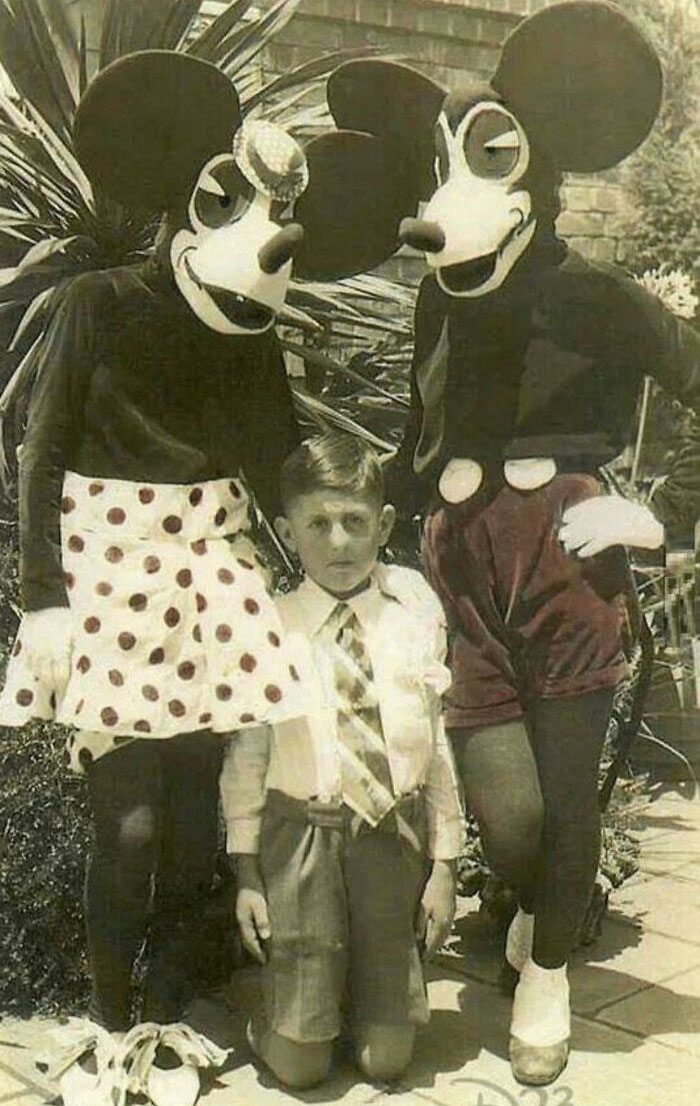 Primeros disfraces de Mickey y Minnie alrededor de 1939