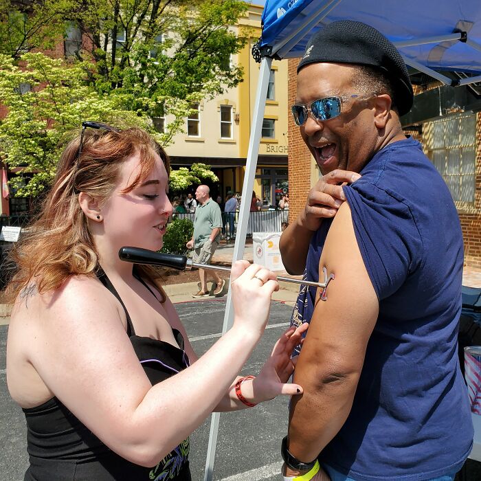 Me And My Friends Love To Spend Time Together, And Here Are The Top 10 Crazy Ideas For Extraordinary Meetups