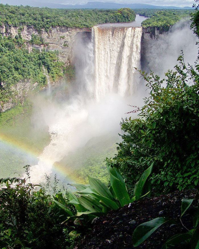 Visit The Guyana’s Kaieteur Falls