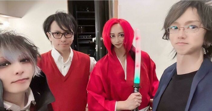 Found This On A Japanese Musician's Page. I Don't Even Know What's Going On - Is The Red Haired Dude Ok?