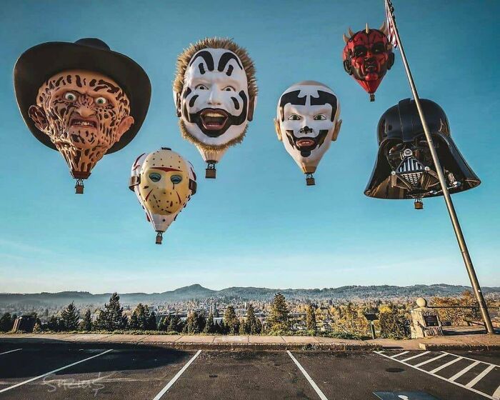 Odio los globos aerostáticos en general, pero estos... ¿Con caras? ¿Mirando hacia mí? Absolutamente no