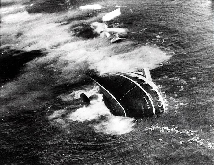 Los momentos finales del SS Andrea Doria (1956)