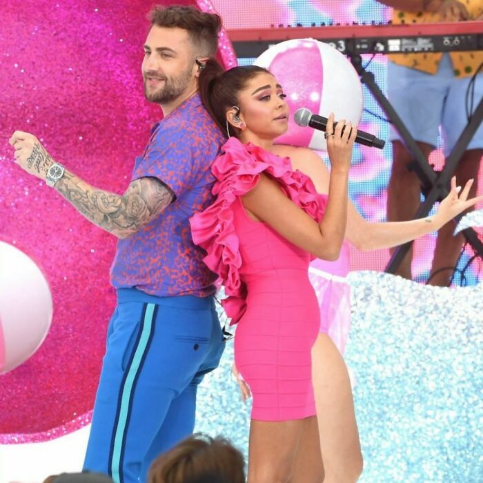 When Sarah Hyland Decided Not To Wear Spanx To The Teen Choice Awards And Let Her "Kupa" Show