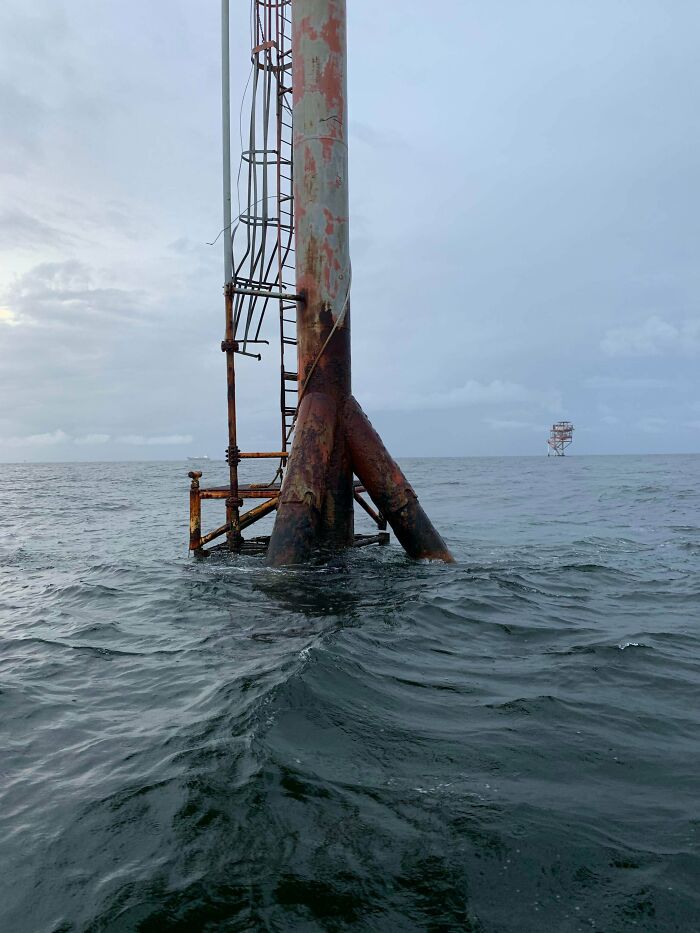 Found This Terrifying Gas Rig In The Gulf Of Mexico