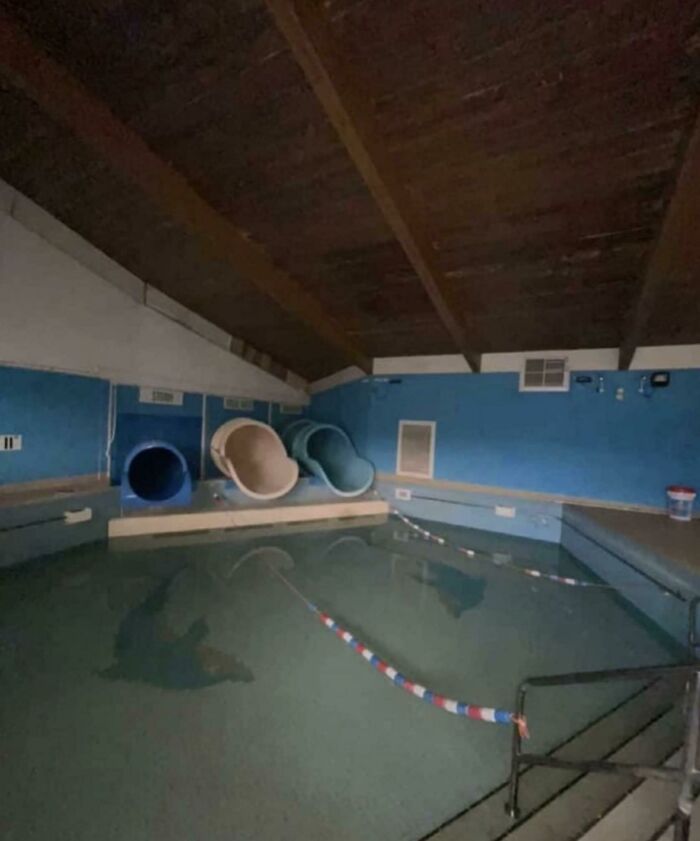 Super Creepy Abandoned Pool