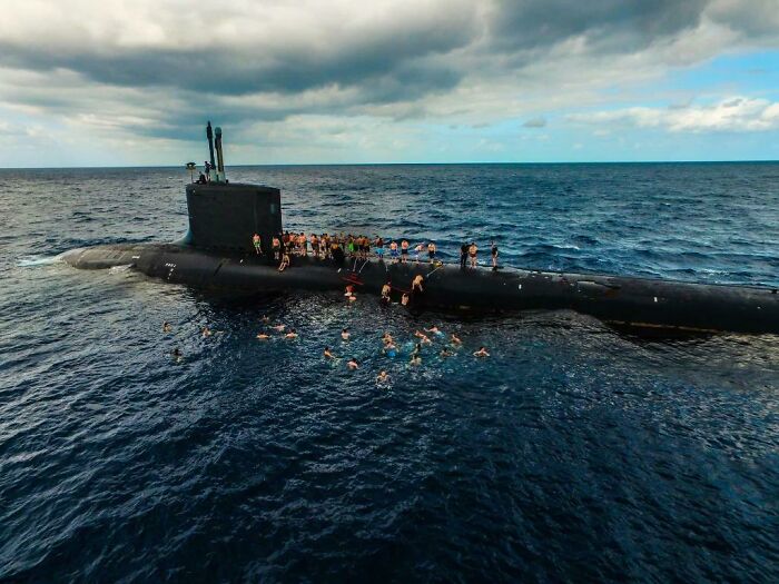 "Swim Call' From R/Submarines