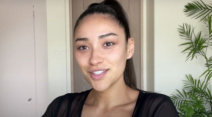 Shay Mitchell Without Make Up