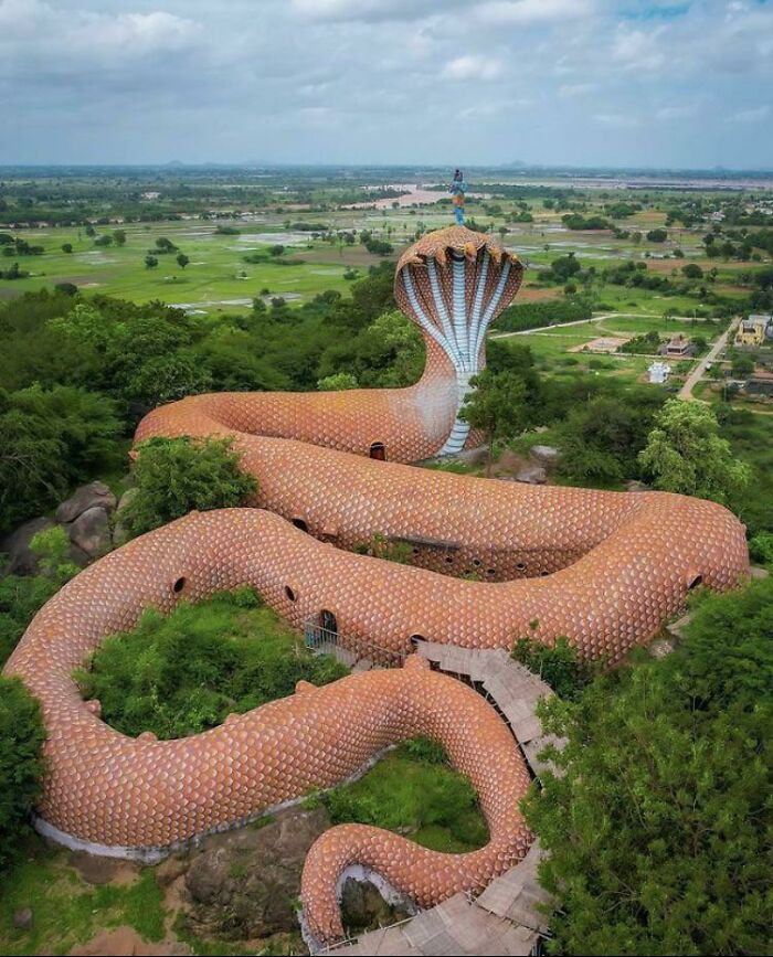 Snake Shaped Temple In India Dedicated To Lord Krishna