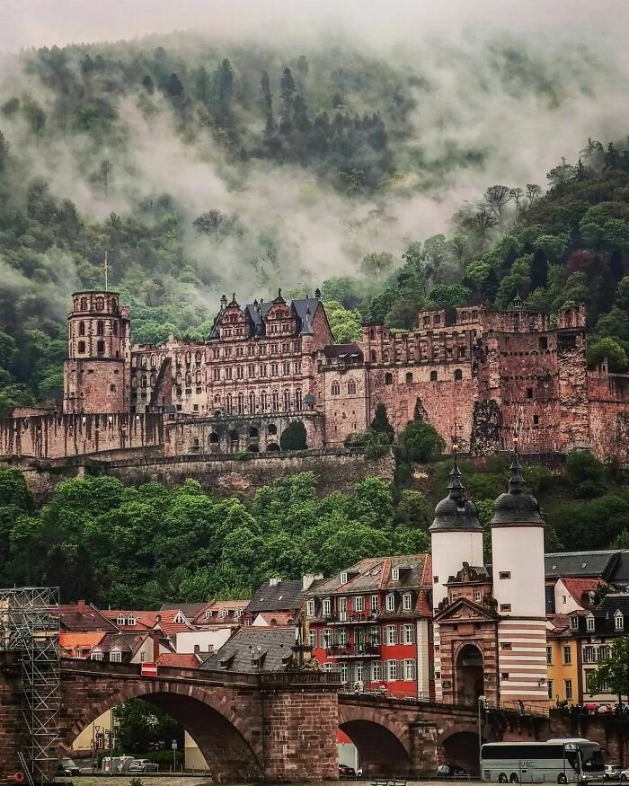 Heidelberg Castle Towering Over Heidelberg, Originally Built In The 13th Century And Expanded, Then Left As A Ruin During The 18th Century After Multiple Destructions, Baden-Württemberg, Germany