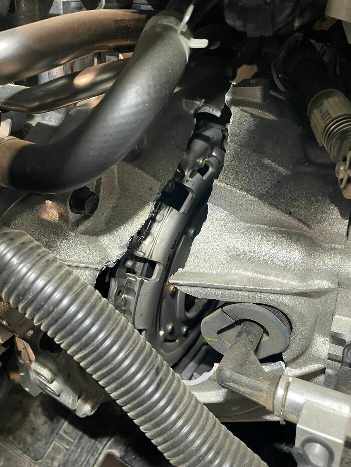Customer States : Heard A Loud Noise And Lost All Gears