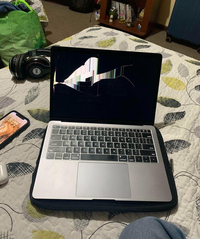 My Friend/Coworker’s Laptop Broke Because Her Roommate Accidentally Jumped On Top Of It. She’s Studying Abroad In Ecuador And Nowhere Near Any Repair Shop