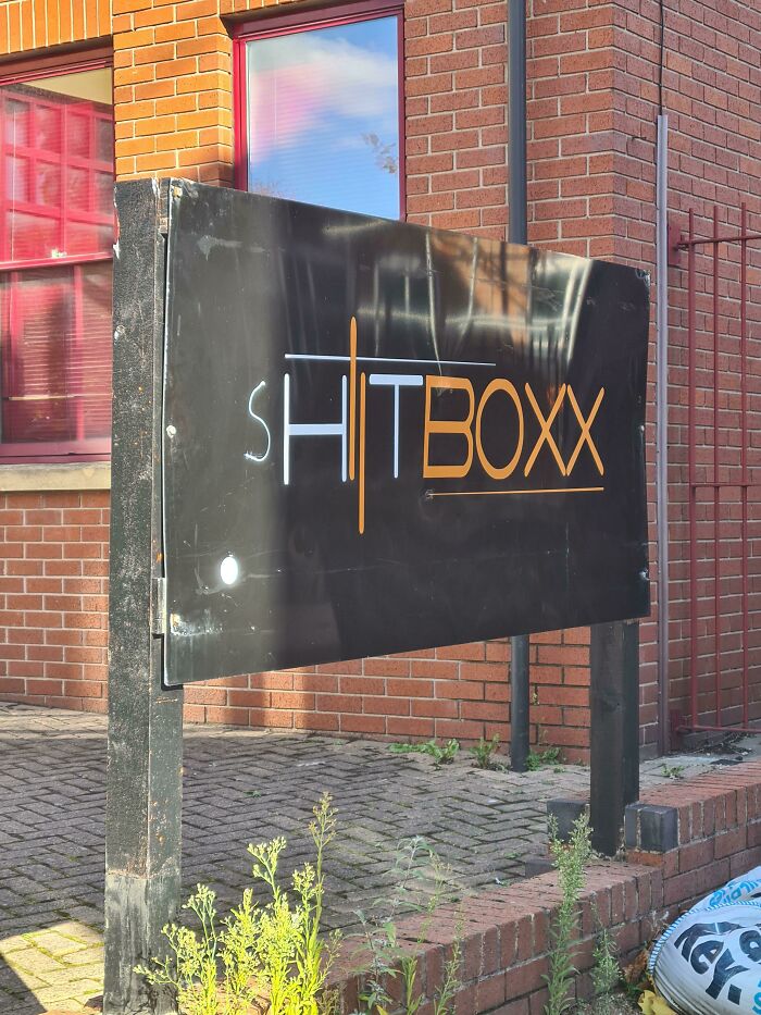 This Rather Unfortunate Sign For A Boxing Gym
