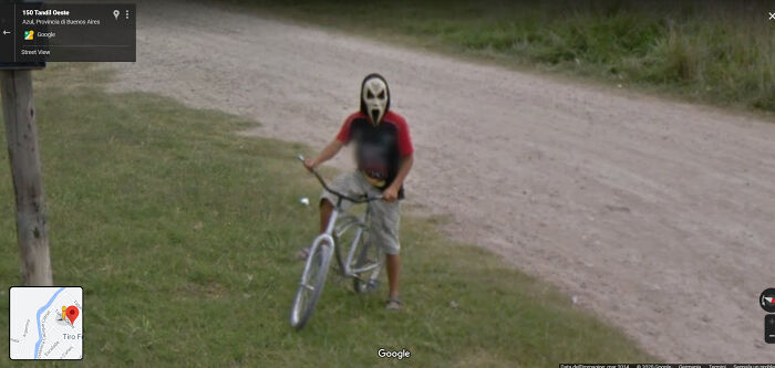 Scary Bicyclist Found In Azul, Argentina!