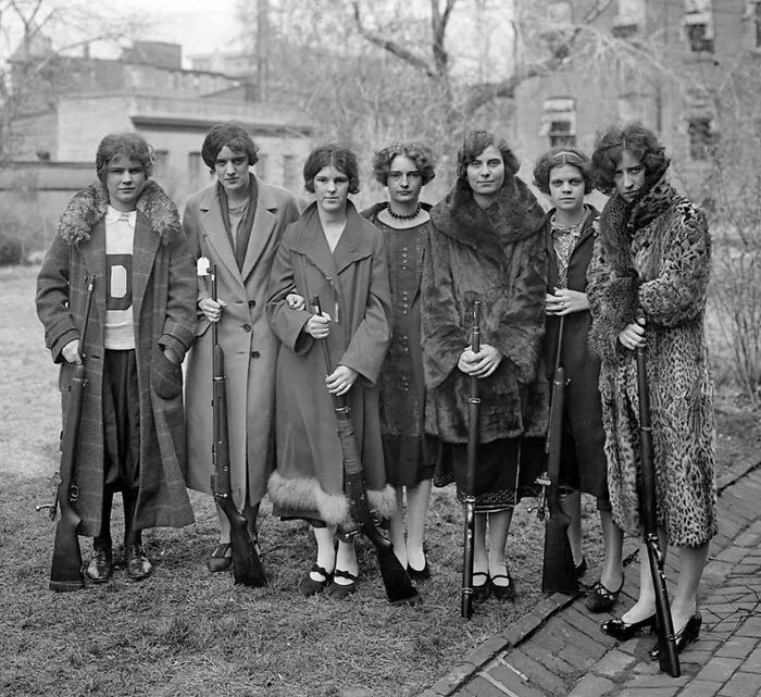1925 Equipo de rifle femenino del Instituto Drexel. Filadelfia, Estados Unidos