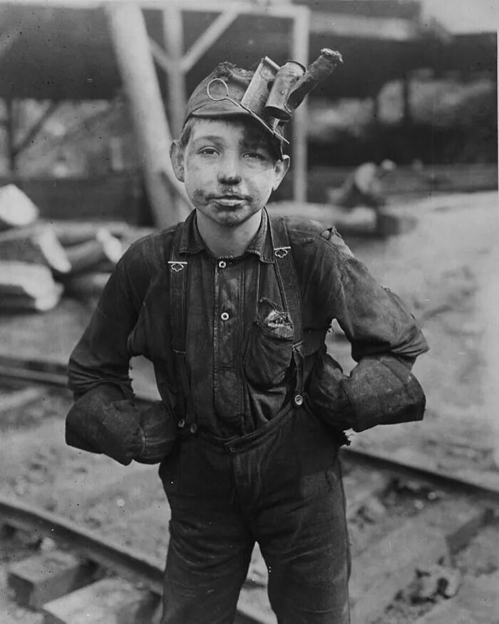 Lewis Hine, Young Coal Miner, 1909-13