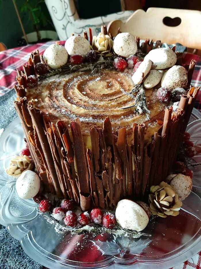 Amazing Christmas Cake My 18 Year Old Daughter Made