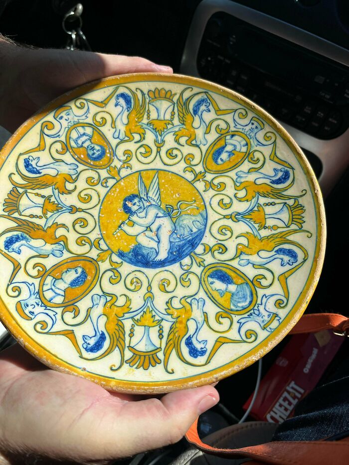 Need Help Iding This $3 Flea Market Find. Purchased In Pennsylvania In The U.S. No Markings That I Can Find. It’s A Little Beat Up And Quite Weird, But I Love It