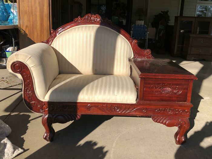 Any Idea What This Is And If It’s Worth It To Reupholster It?