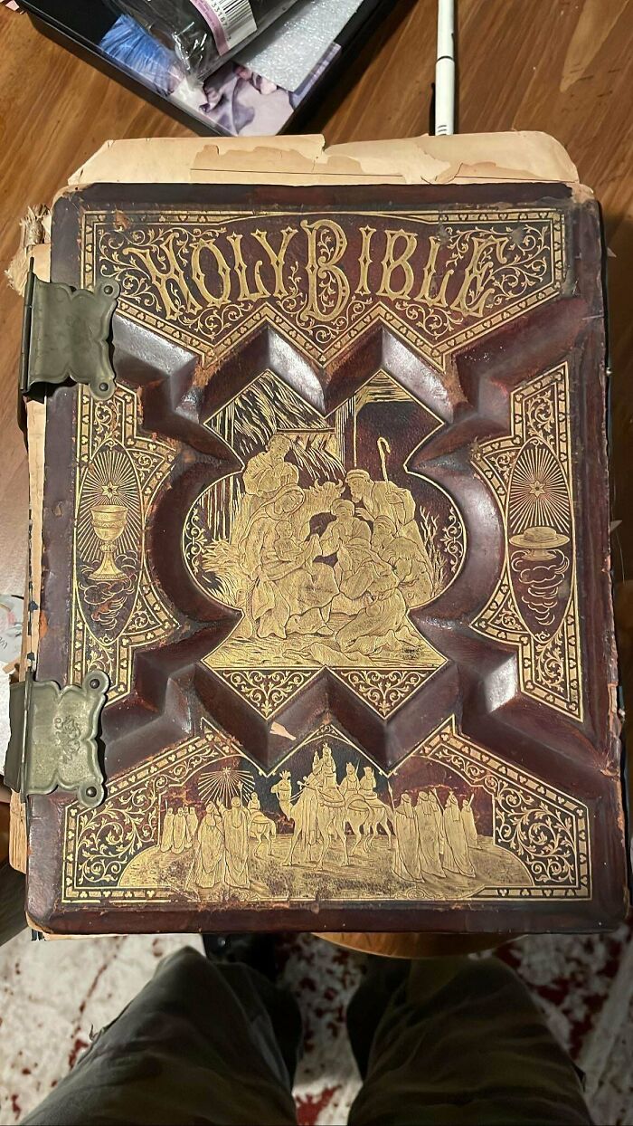 Got This Bible As A Gift For My Birthday. Never Seen Anything Like It. Anyone Know Anything?