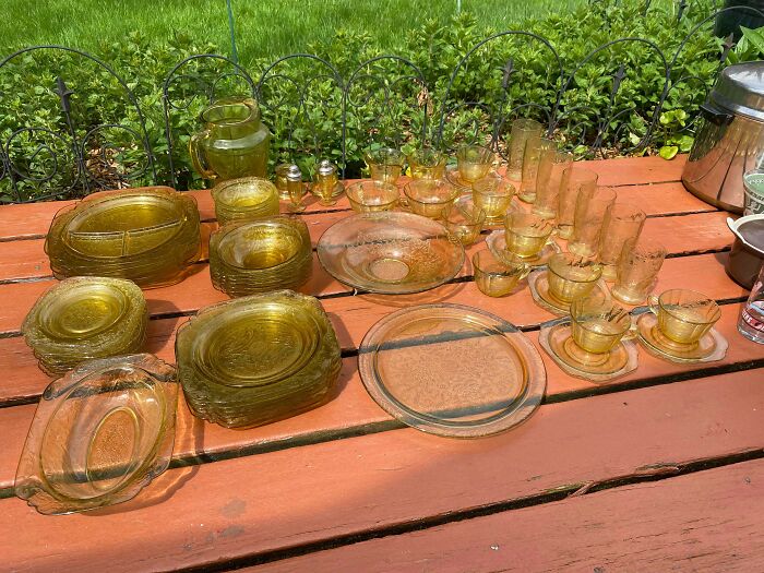 I Found An Over 60 Piece Set Of Federal Amber Glass At A Thrift Store That Sells For 69¢ Per Pound Today!