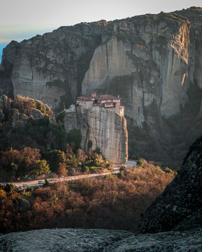 Tour A Monastery At Meteora In Greece