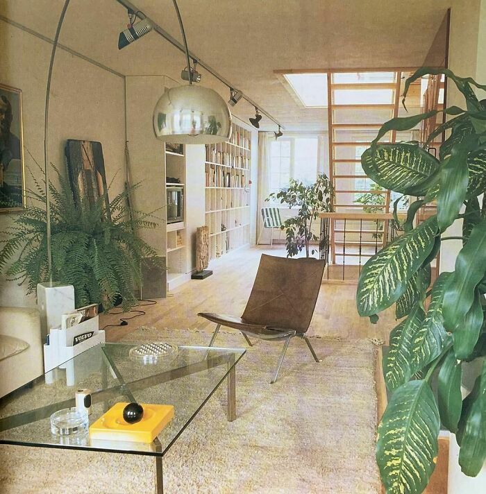 The Complete Interior Designer: How To Bring Style And Character To Any Home - Nonie Niesewand 1984